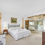 Borgo Hedone With Shared Pool