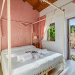 Borgo Hedone With Shared Pool Apartman