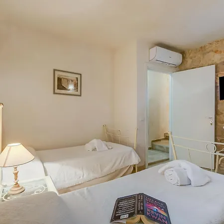 Appartement Borgo Hedone With Shared Pool *