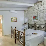 Borgo Hedone With Shared Pool Апартаменты *